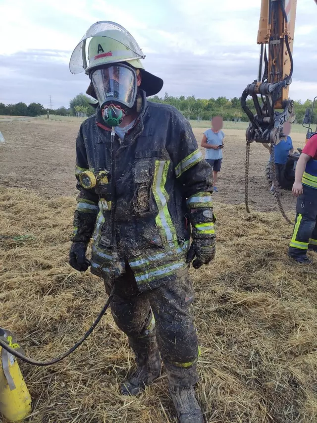 Brennender Traktor verursacht Flächenbrand